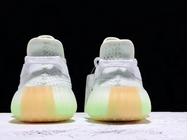 hype 350 EG7491 Yeezy V2 Boost Hyperspace Adidas 0522